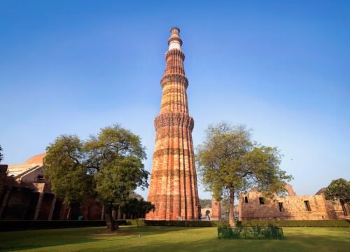 qutub-minar